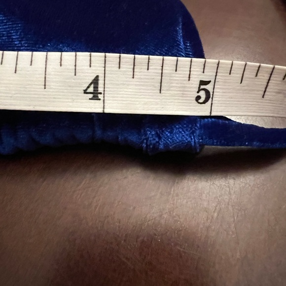 Zaful blue velvet bikini top size 4 padded NWT - Picture 5 of 5